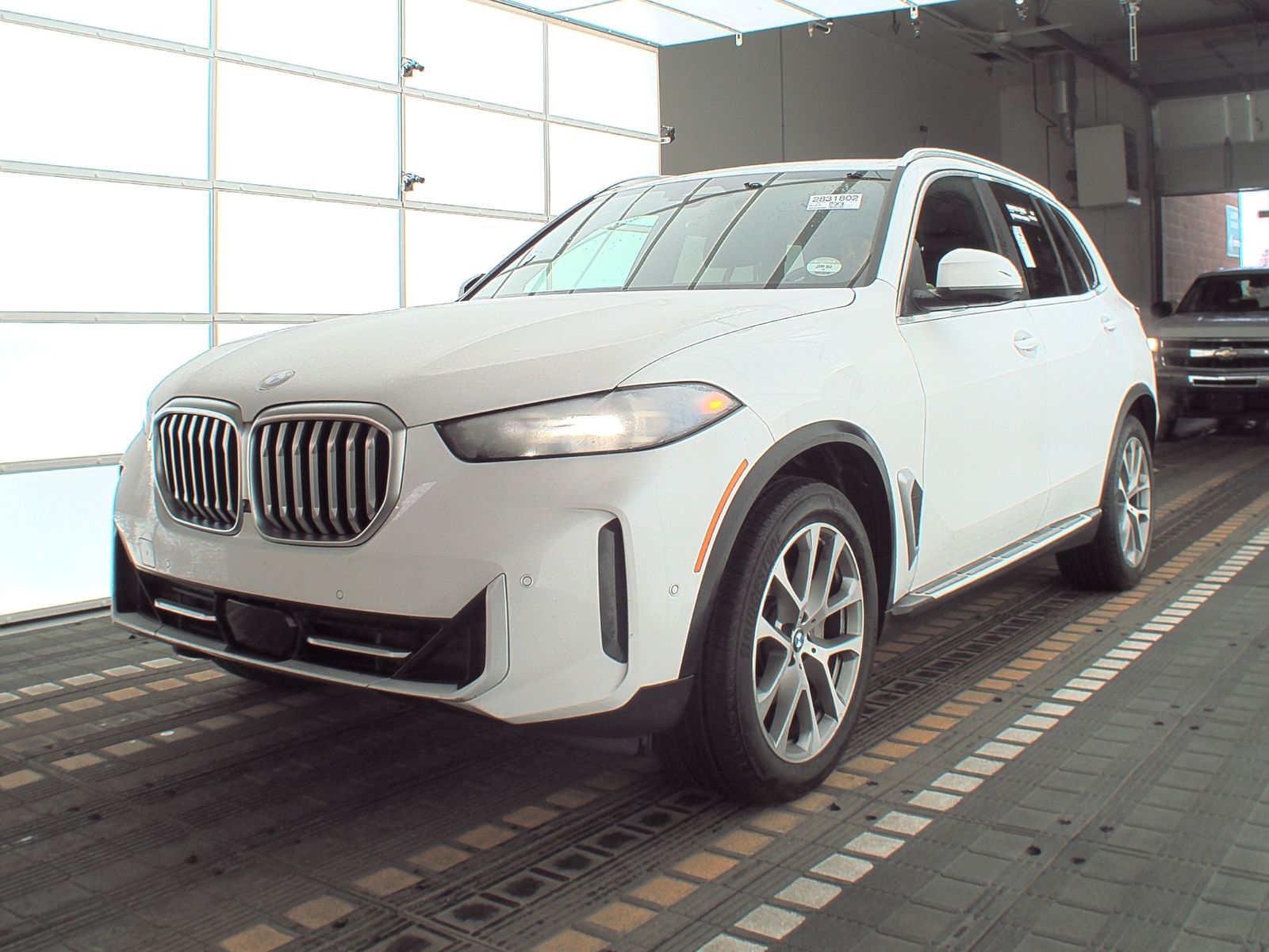 Used 2024 BMW X5 xDrive40i with VIN 5UX23EU02R9S52444 for sale in Minneapolis, Minnesota