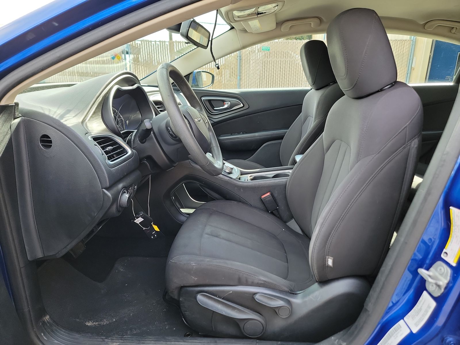2015 Chrysler 200 LIMITED FWD