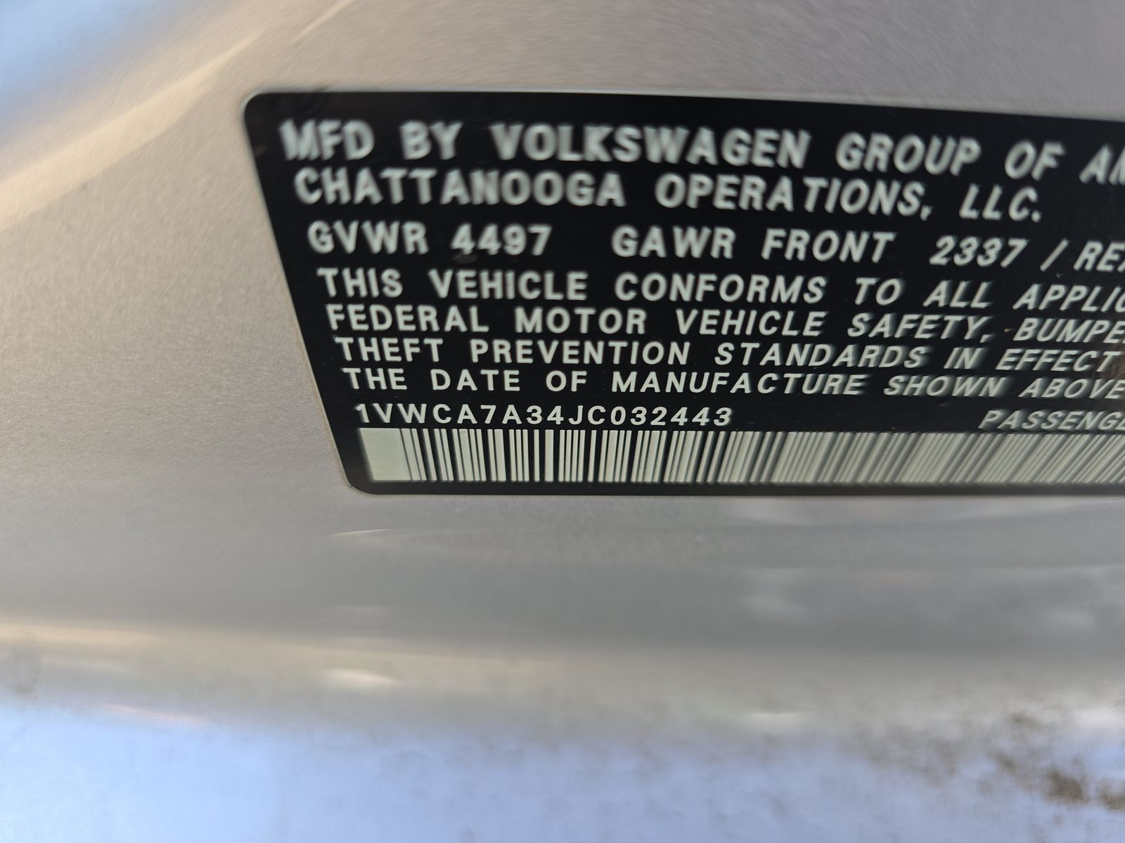 2018 Volkswagen Passat 2.0T SEL Premium FWD