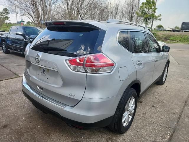 2016 Nissan Rogue SV FWD
