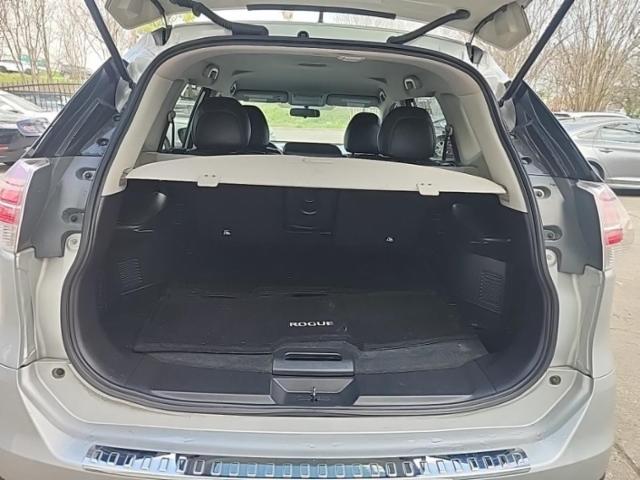 2016 Nissan Rogue SV FWD