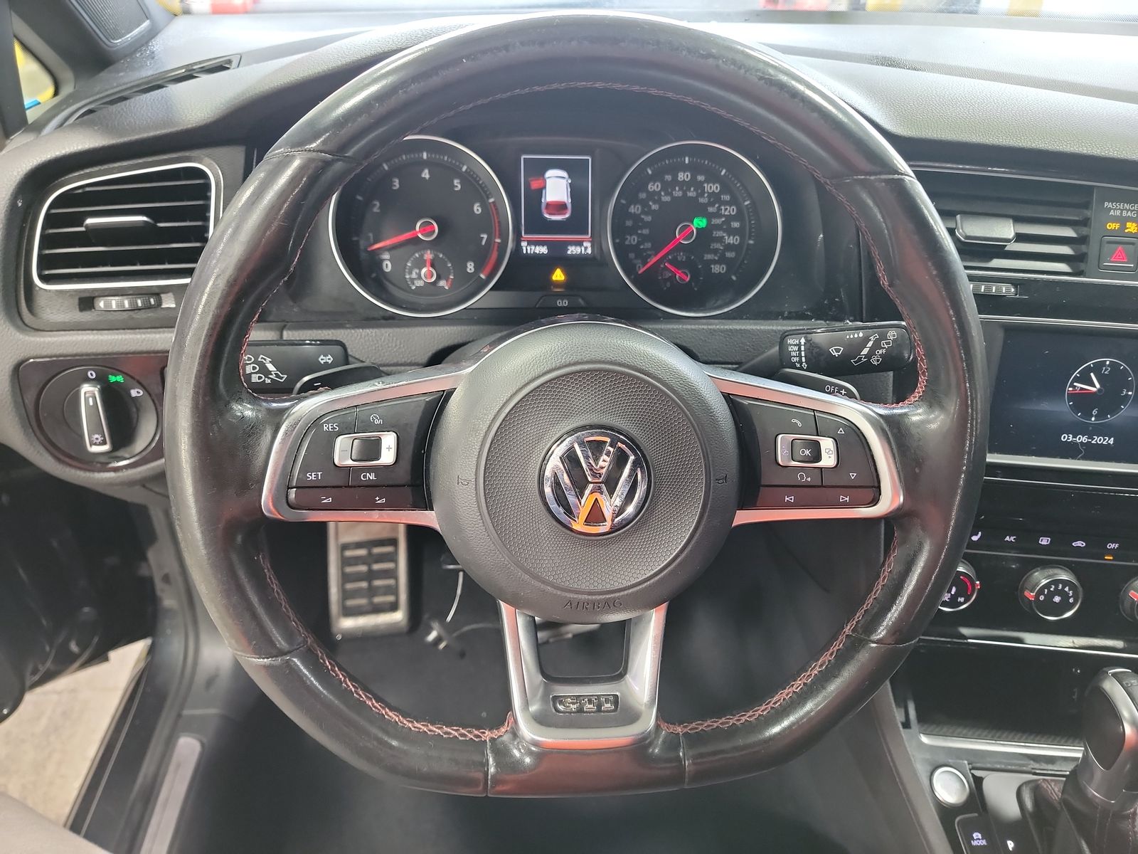 2017 Volkswagen Golf SPORT FWD