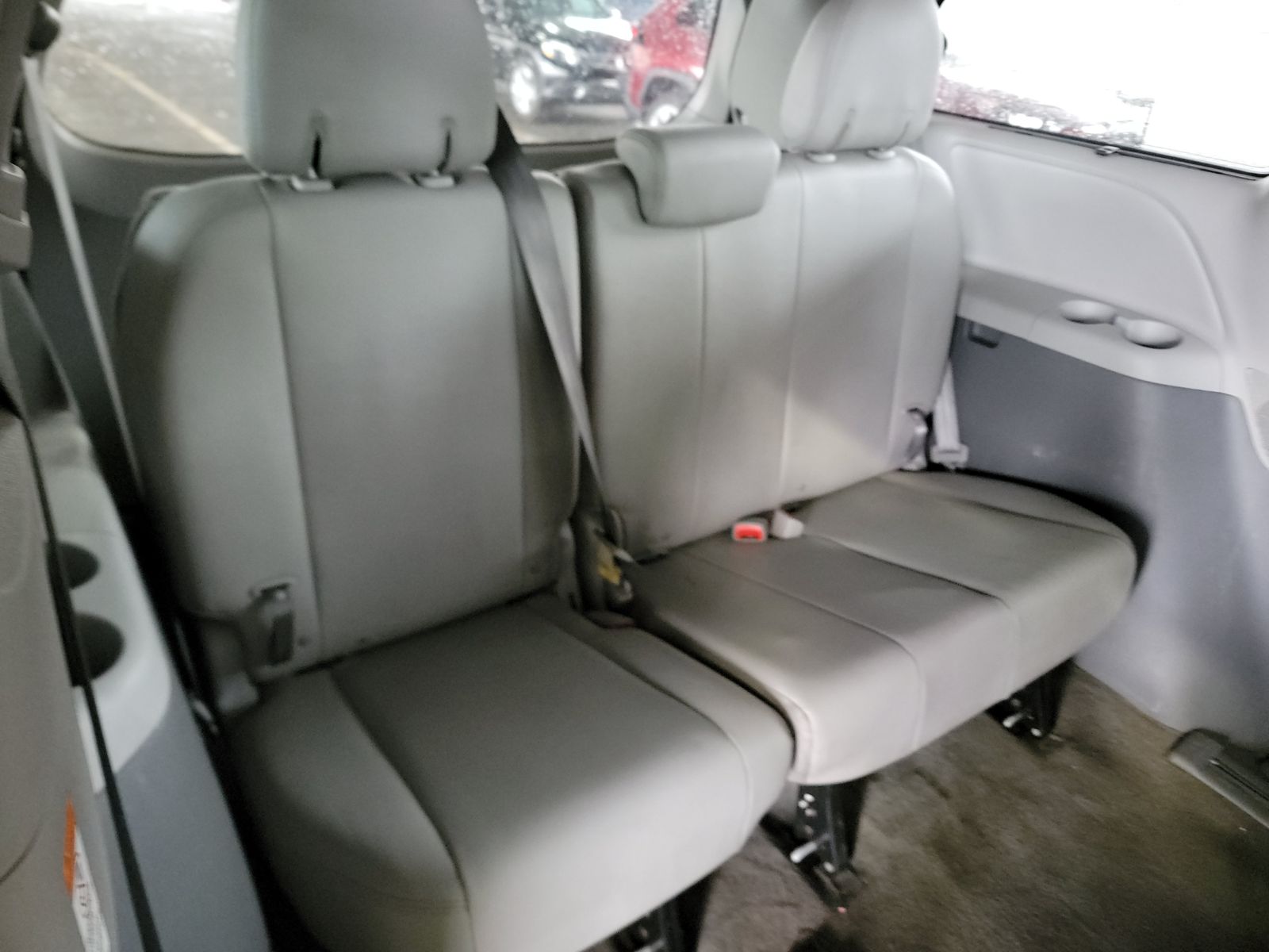 2016 Toyota Sienna XLE FWD