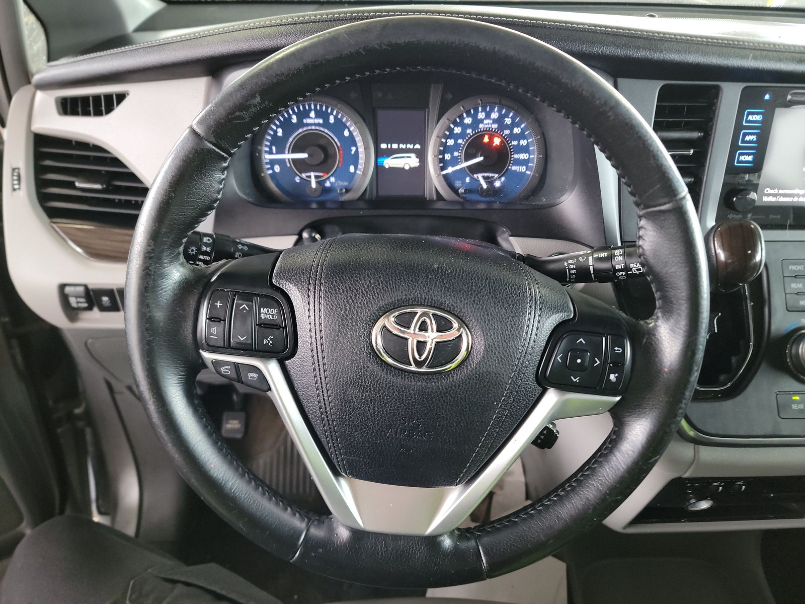 2016 Toyota Sienna XLE FWD