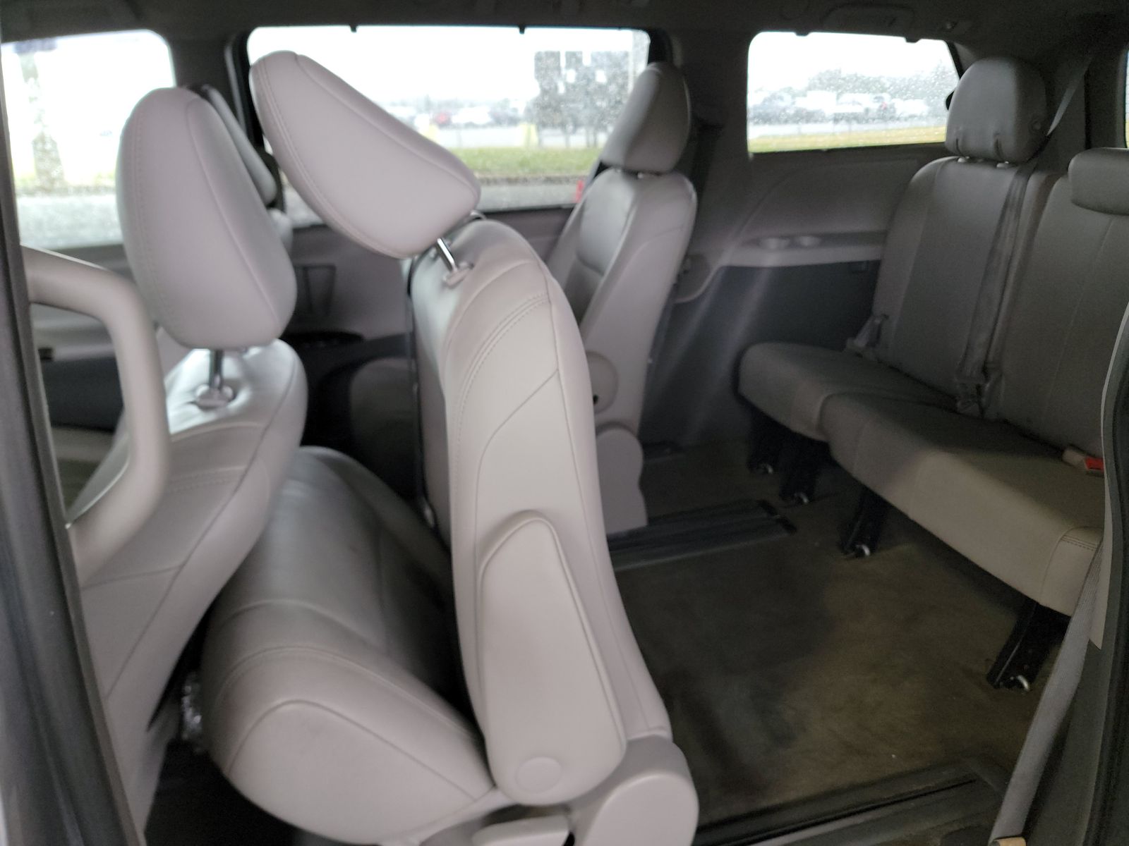 2016 Toyota Sienna XLE FWD