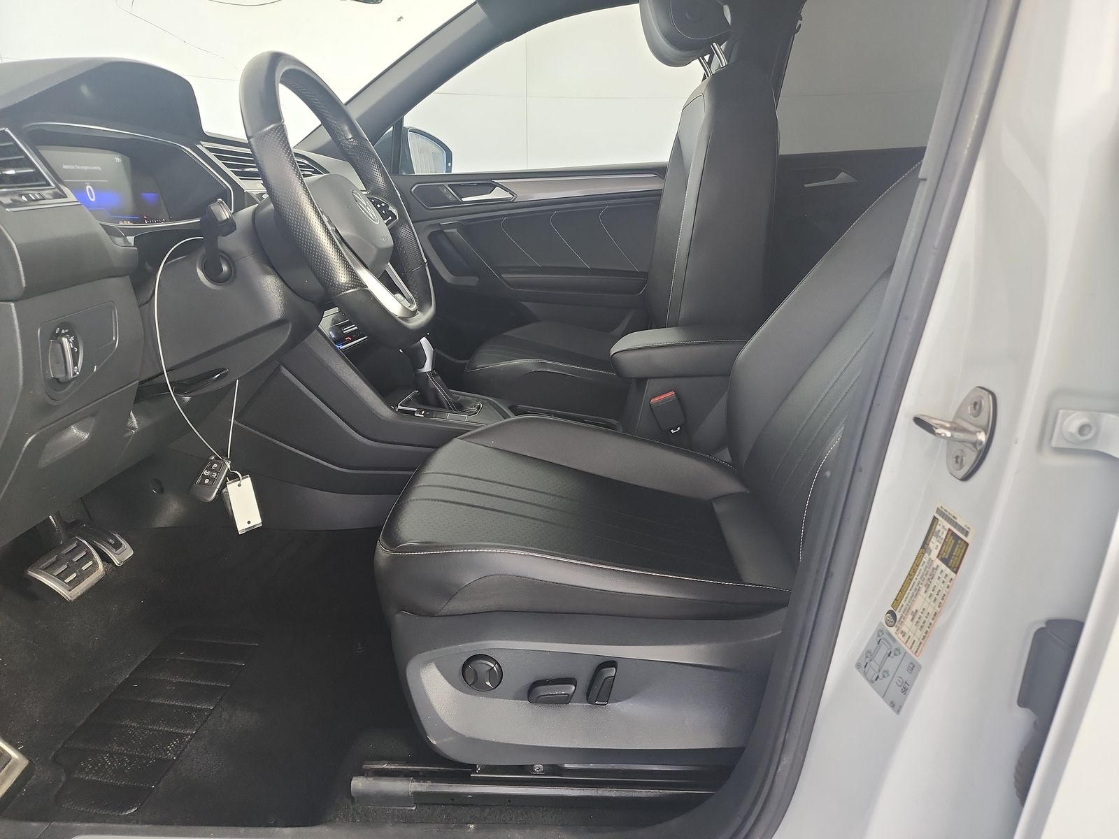 2022 Volkswagen Tiguan 2.0T SE R-Line Black FWD