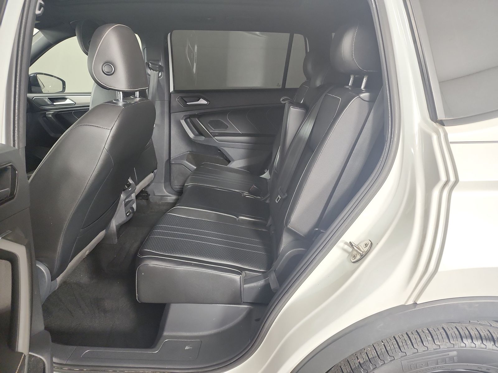 2022 Volkswagen Tiguan 2.0T SE R-Line Black FWD