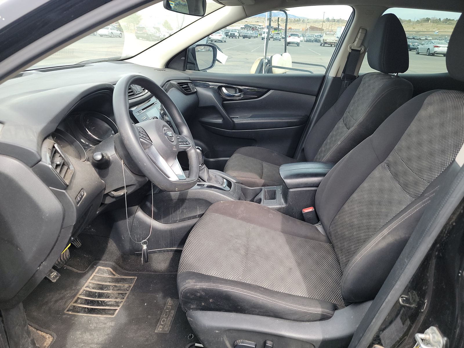 2018 Nissan Rogue Sport SV FWD