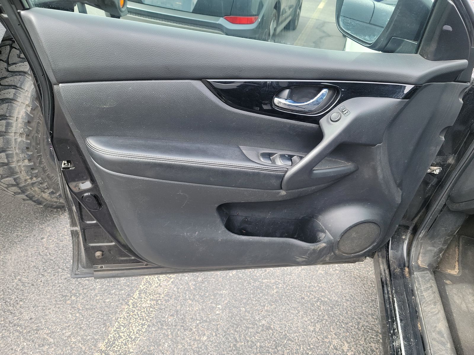 2018 Nissan Rogue Sport SV FWD