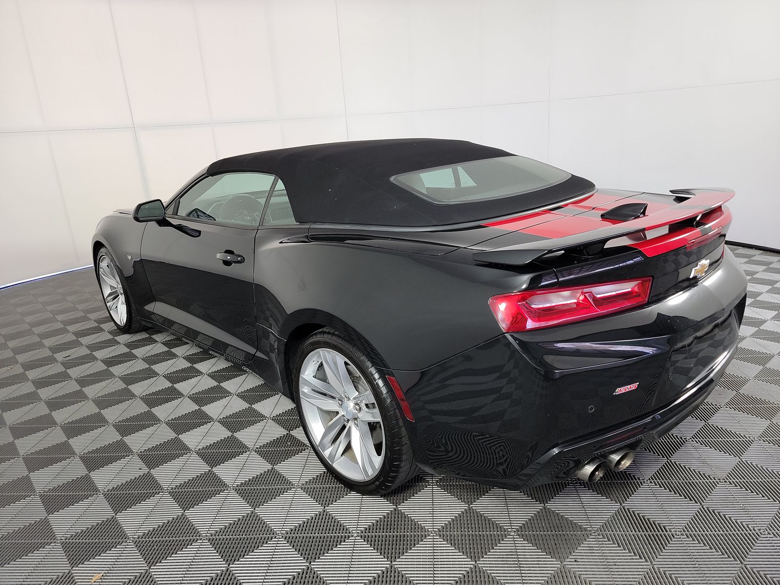 2017 Chevrolet Camaro 2SS RWD