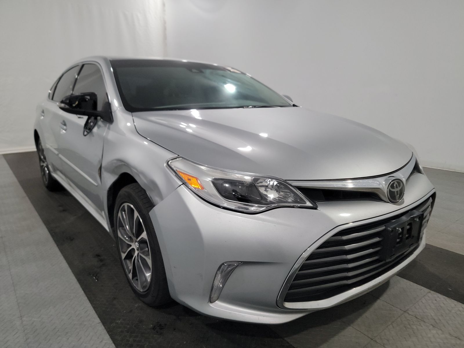2018 Toyota Avalon XLE Premium FWD
