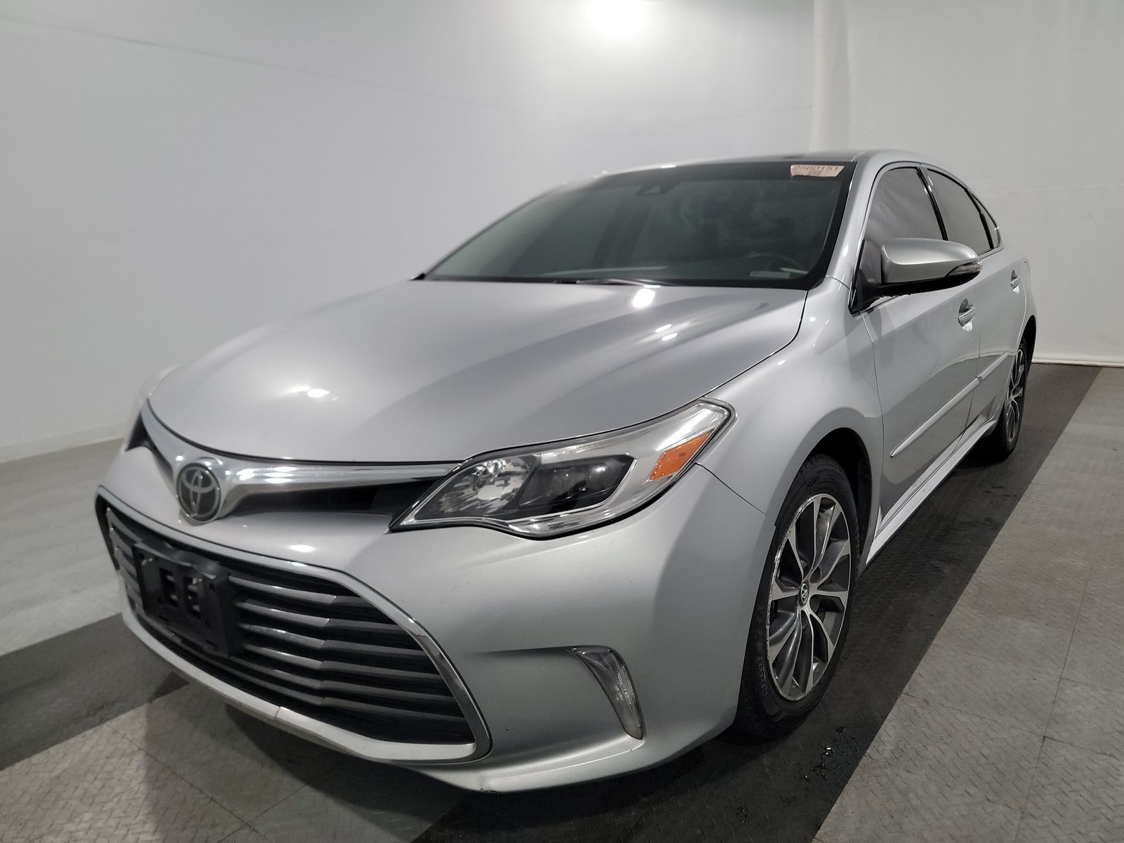 2018 Toyota Avalon XLE Premium FWD