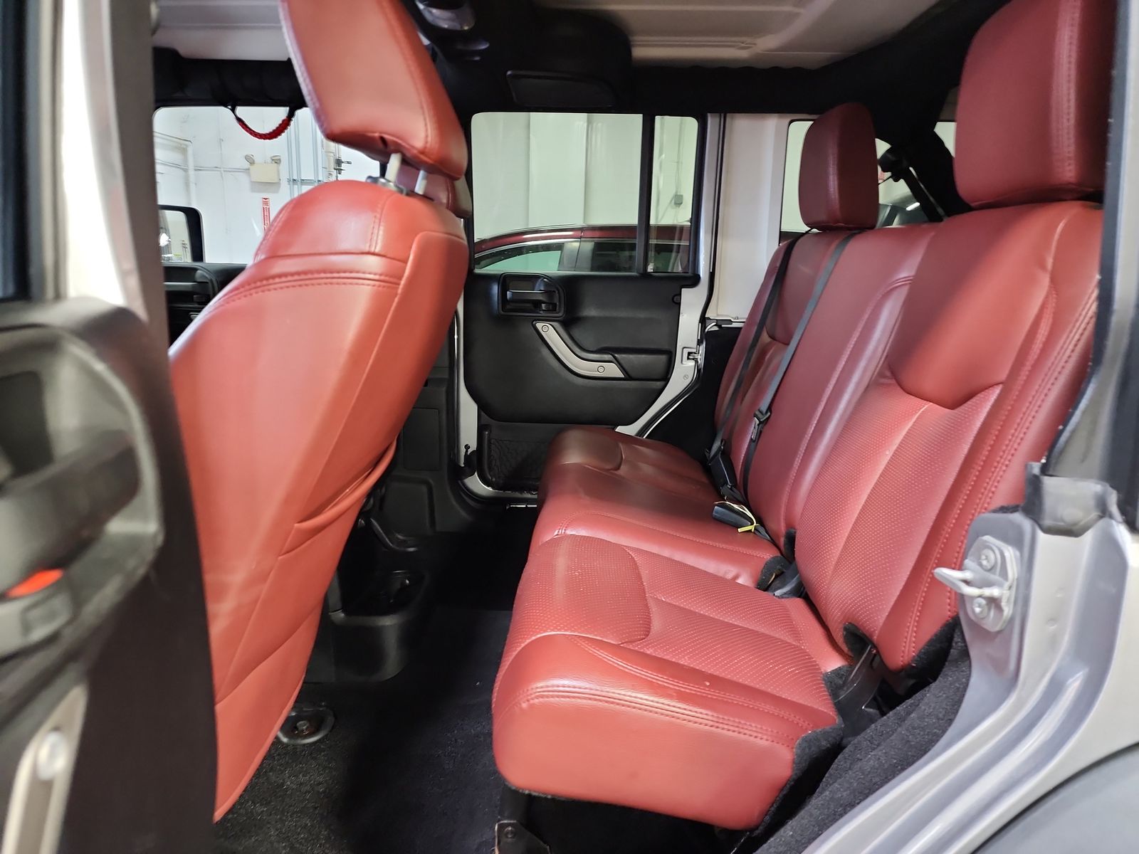 2015 Jeep Wrangler Unlimited Sport AWD