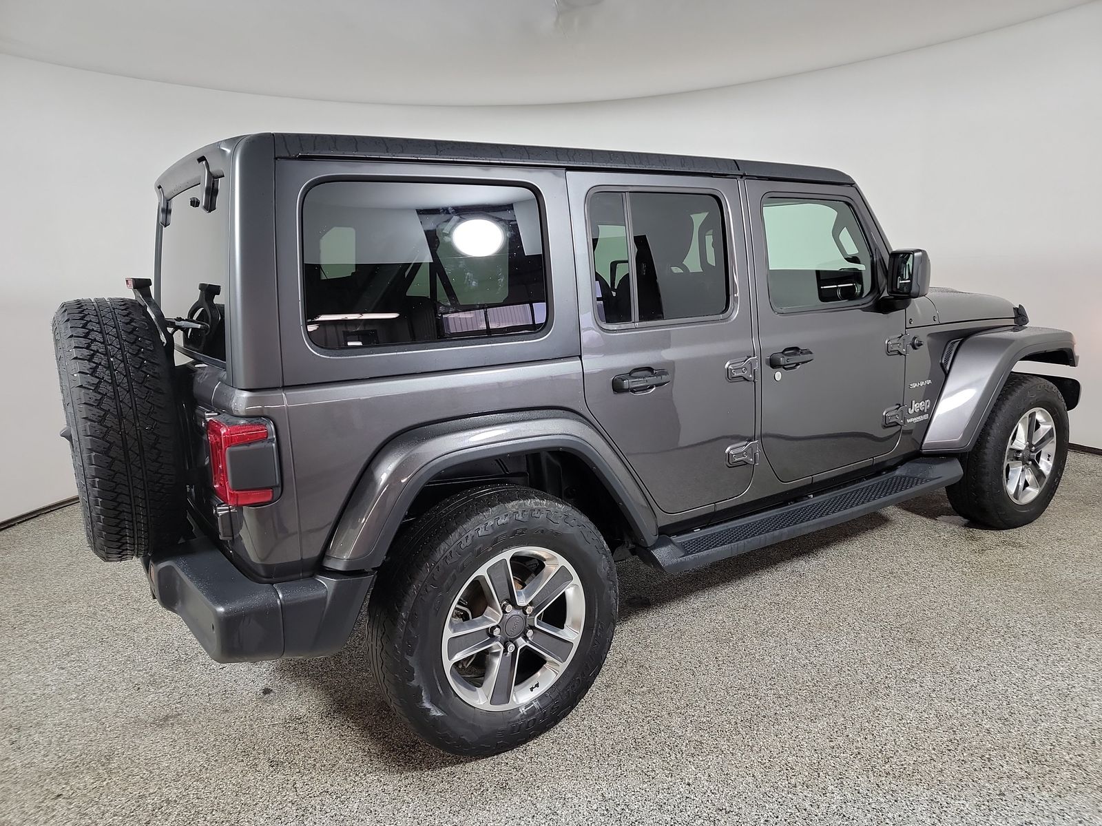 2018 Jeep Wrangler Sahara AWD
