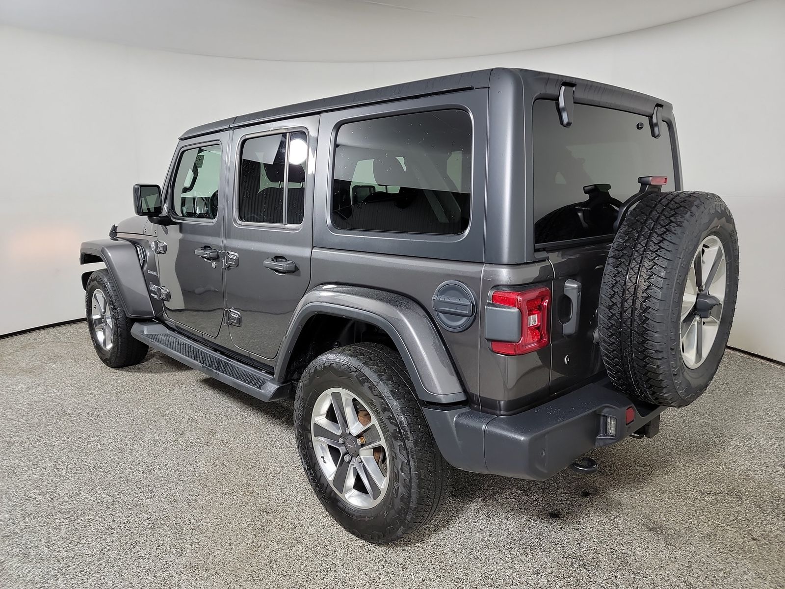 2018 Jeep Wrangler Sahara AWD