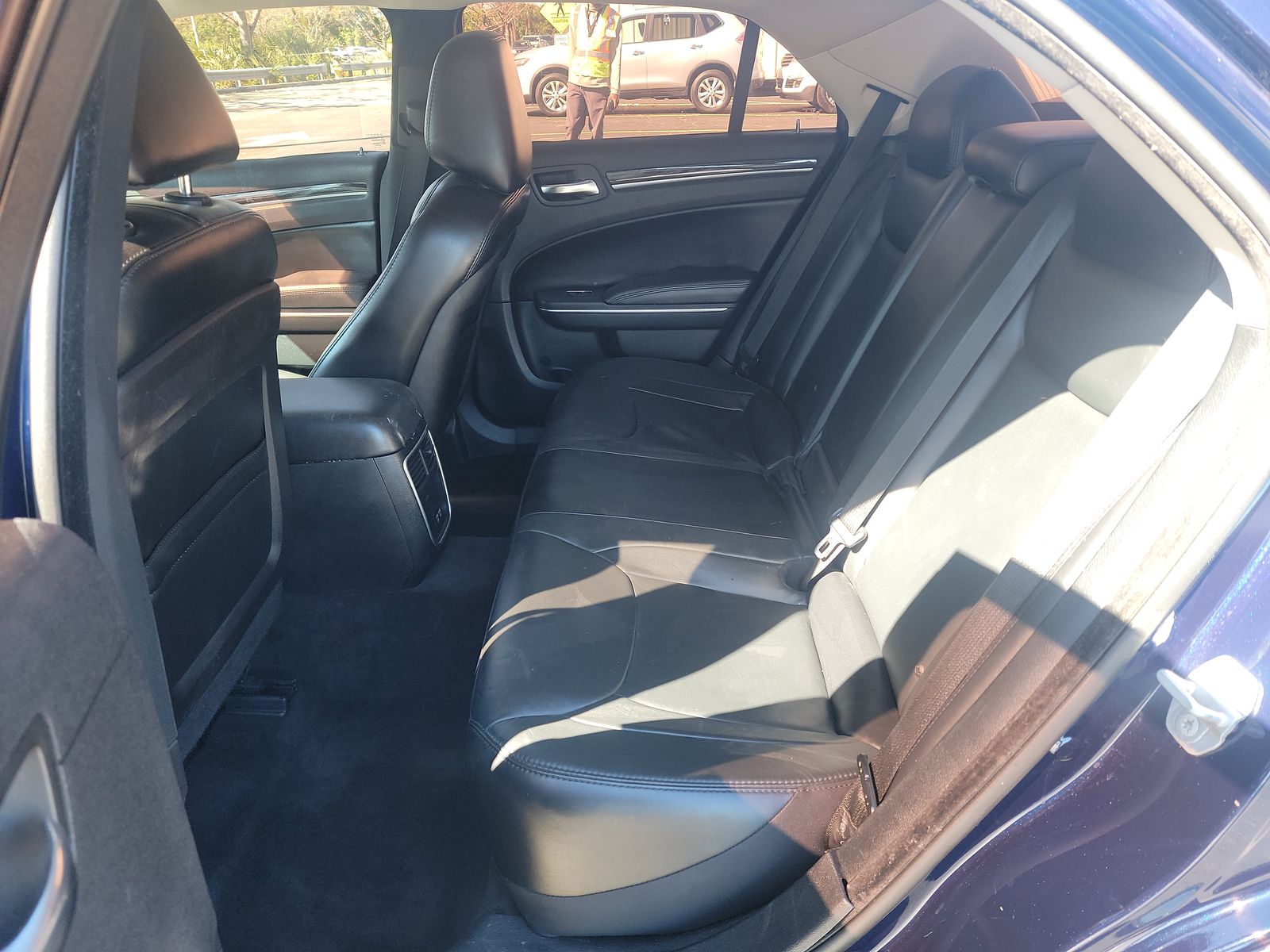 2016 Chrysler 300 Limited RWD