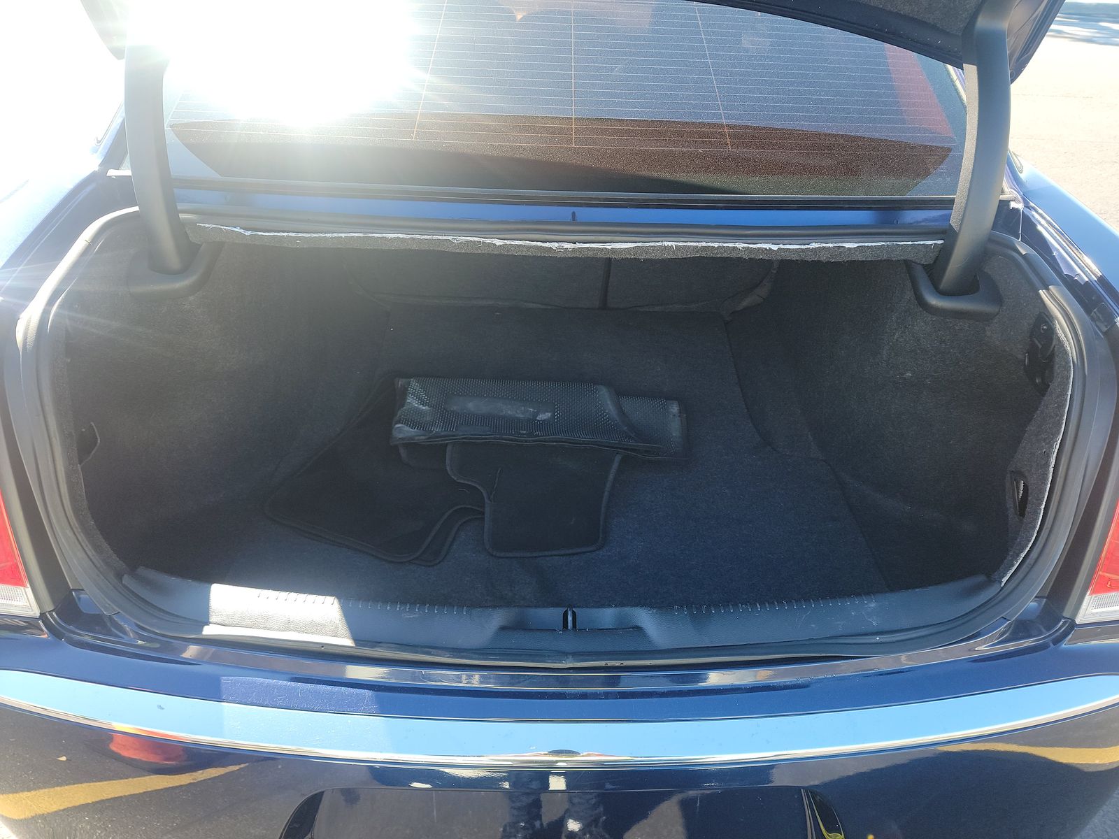 2016 Chrysler 300 Limited RWD