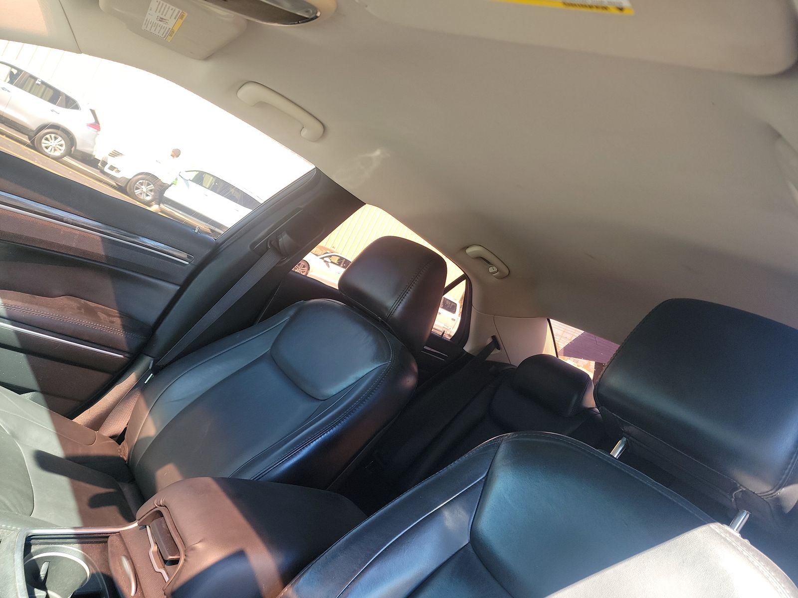 2016 Chrysler 300 Limited RWD