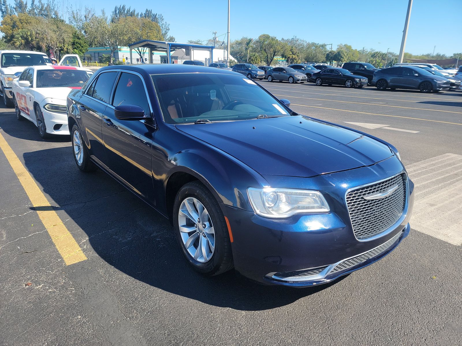 2016 Chrysler 300 Limited RWD