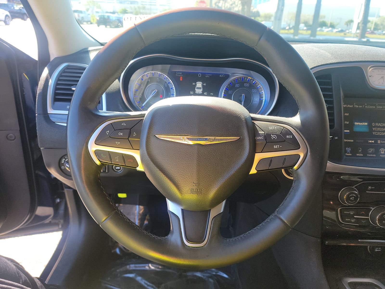 2016 Chrysler 300 Limited RWD