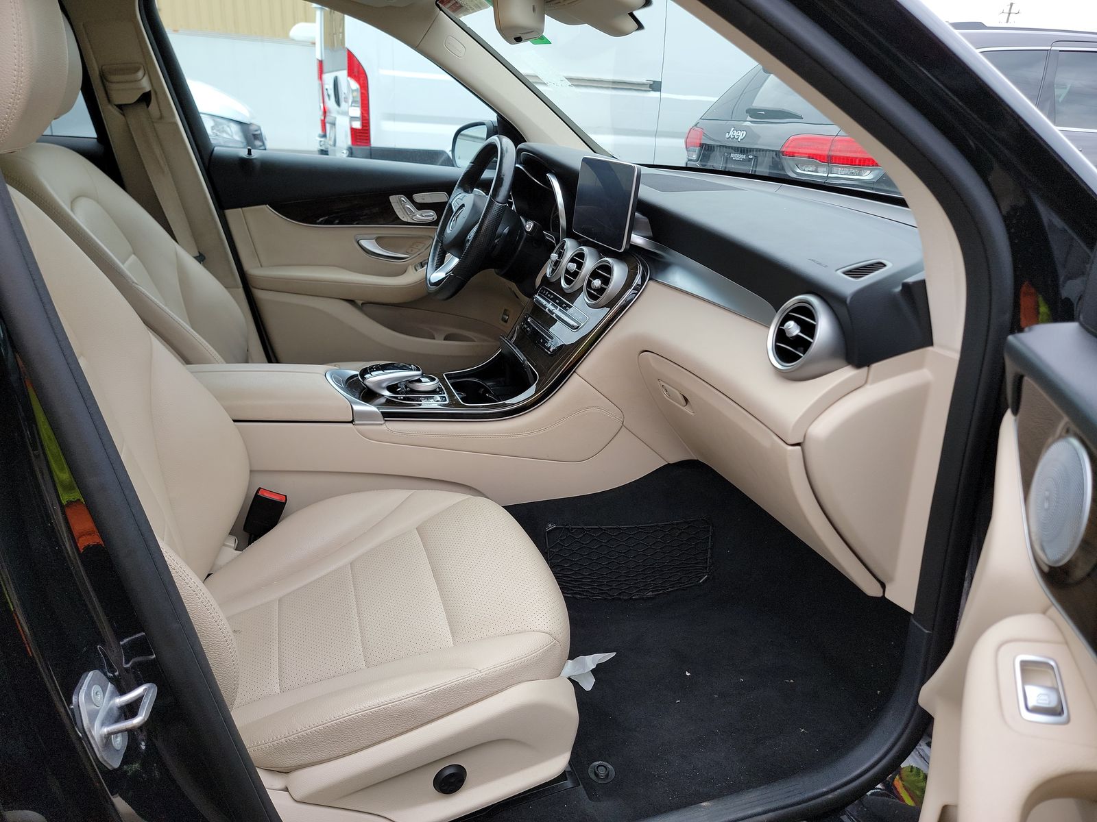 2017 Mercedes-Benz GLC GLC 300 AWD