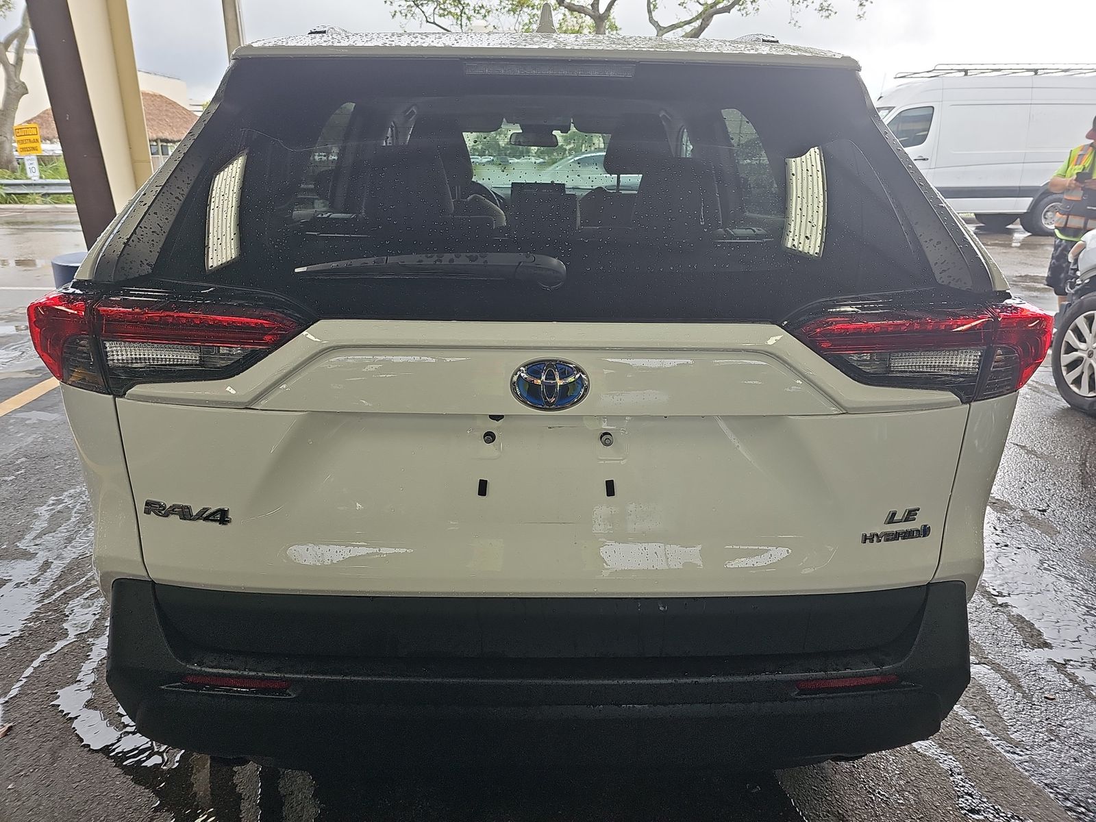 2020 Toyota RAV4 Hybrid LE AWD