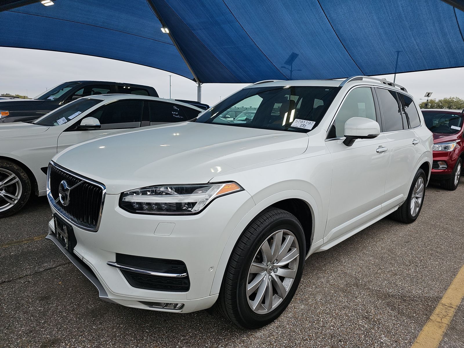 2016 Volvo XC90 T6 MOMENTM AWD
