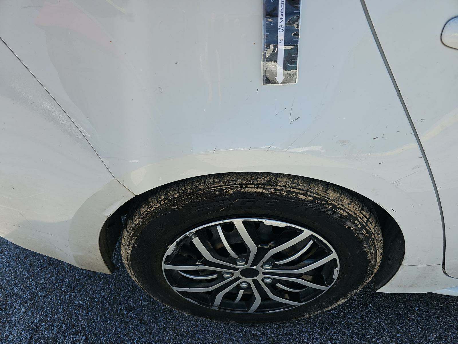 2020 Toyota Corolla LE FWD