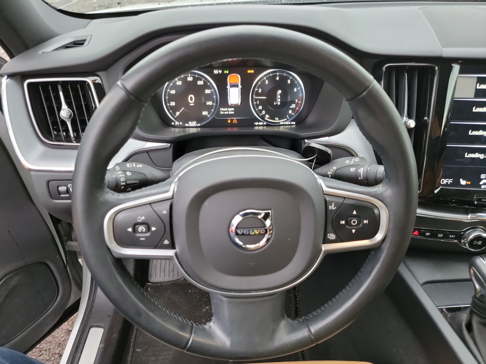 2020 Volvo XC60 T6 Momentum AWD