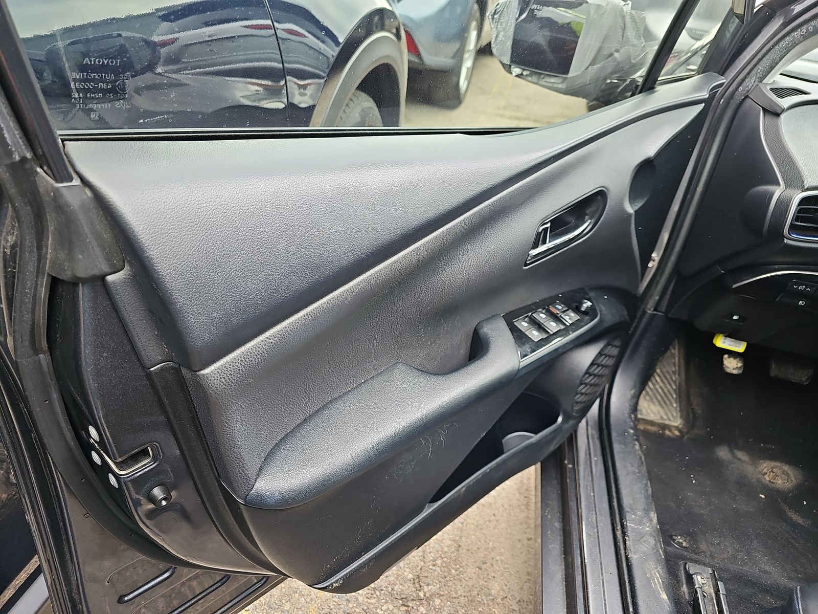 2016 Toyota Prius Three Touring FWD