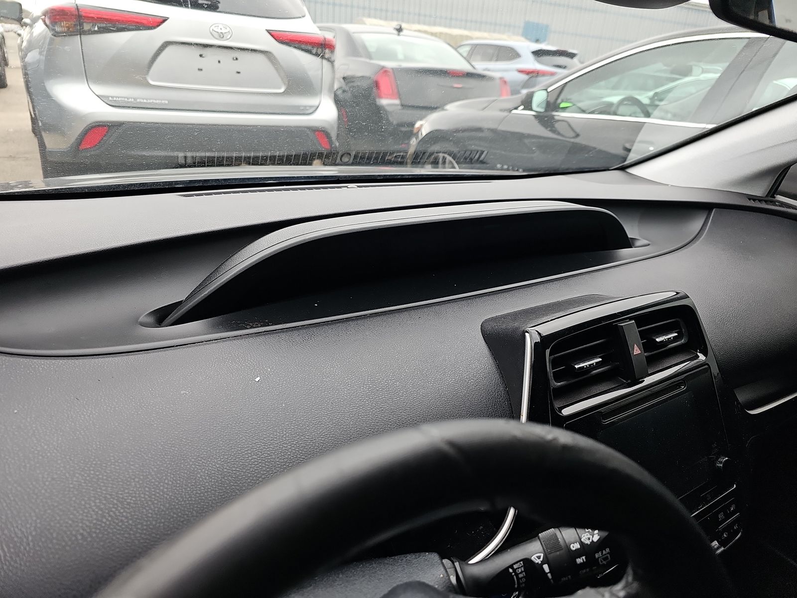 2016 Toyota Prius Three Touring FWD