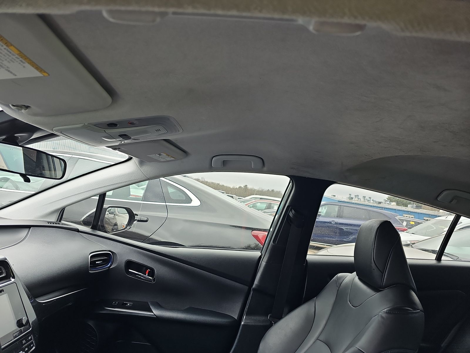 2016 Toyota Prius Three Touring FWD