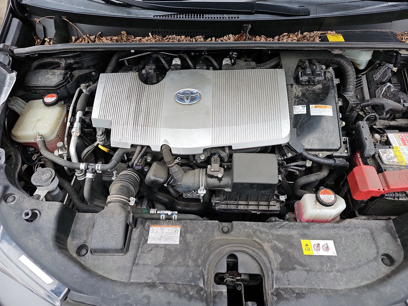 2016 Toyota Prius Three Touring FWD