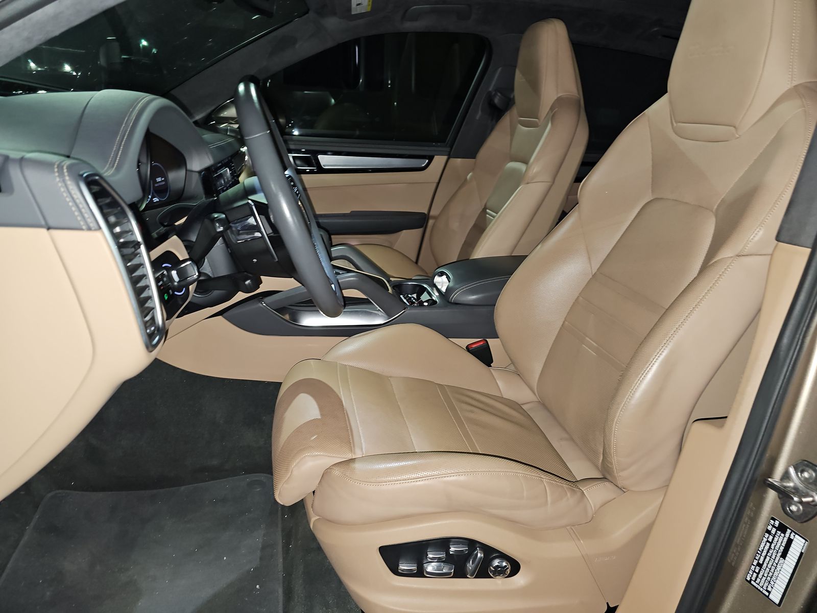 2019 Porsche Cayenne Turbo AWD