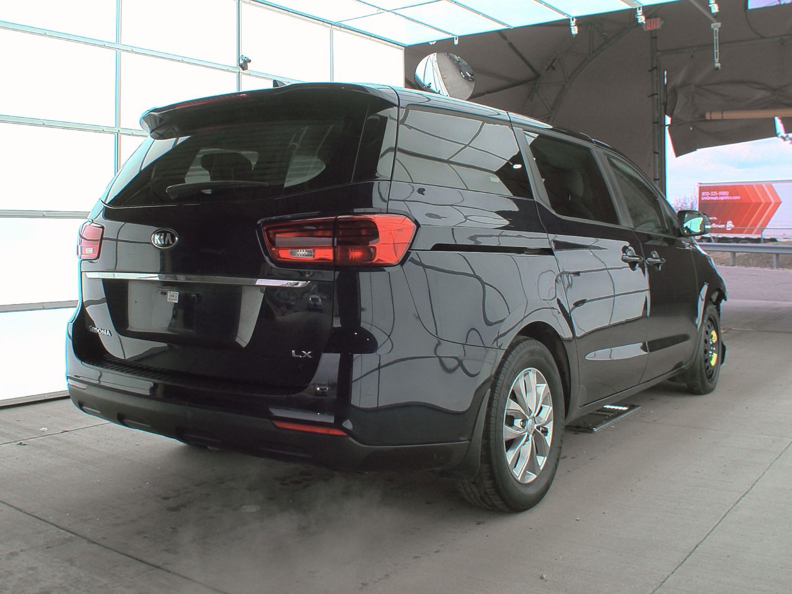 2021 Kia Sedona LX FWD