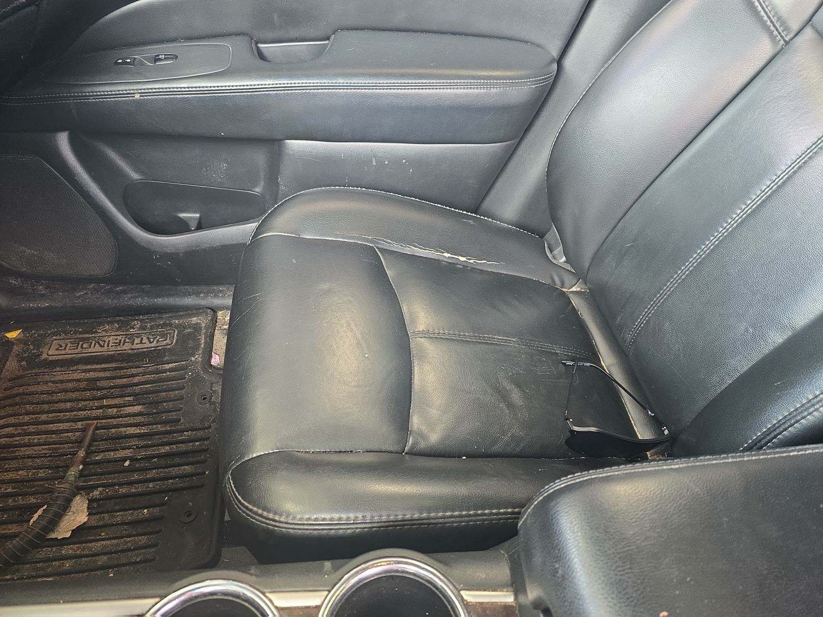 2016 Nissan Pathfinder SL FWD