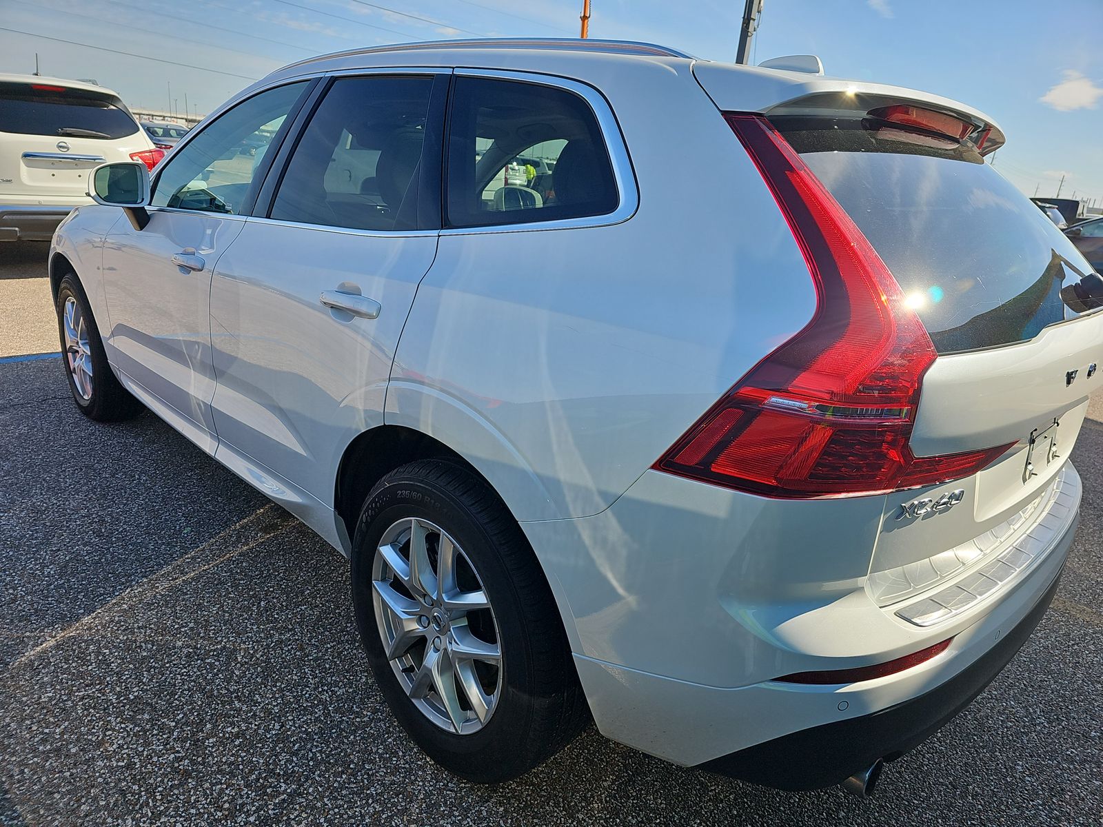 2021 Volvo XC60 T6 Momentum AWD