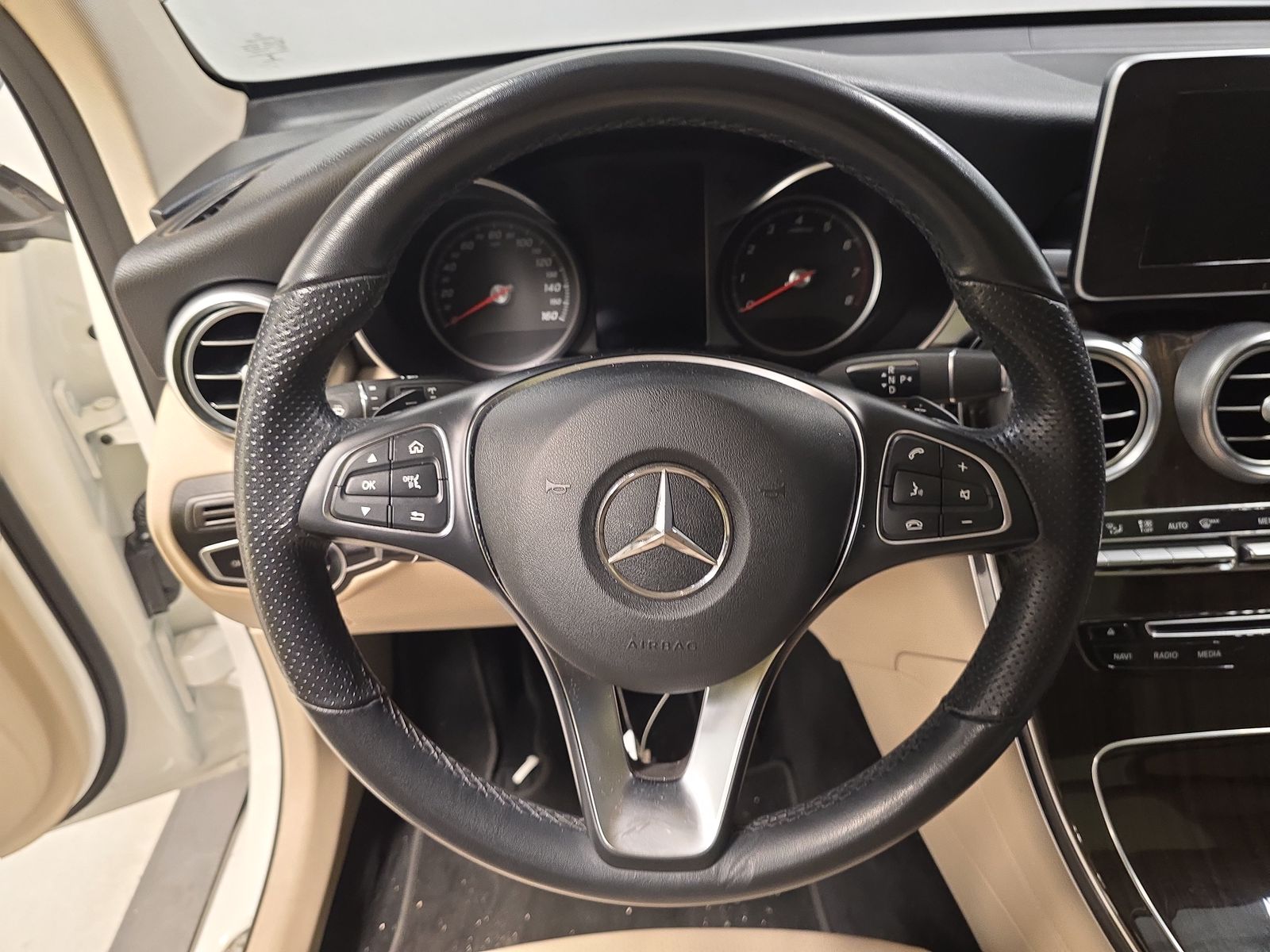 2019 Mercedes-Benz GLC GLC 300 RWD