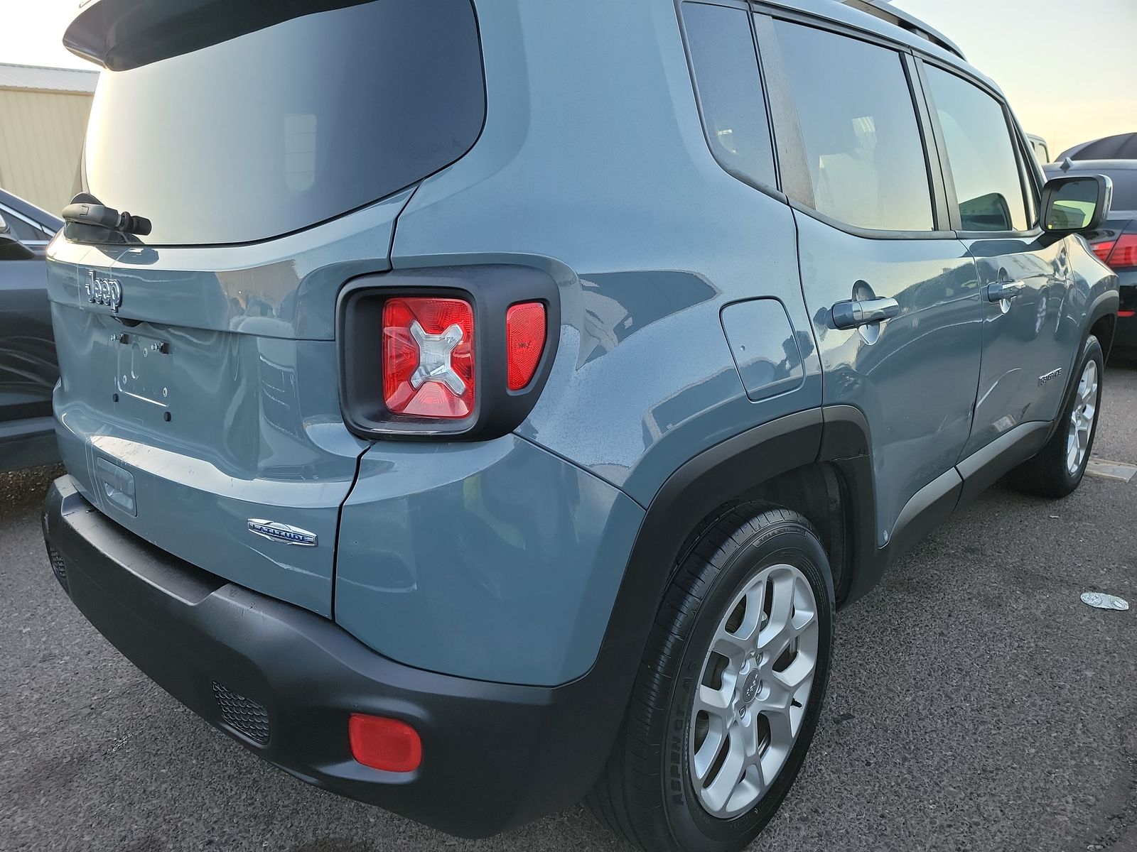 2018 Jeep Renegade Latitude FWD