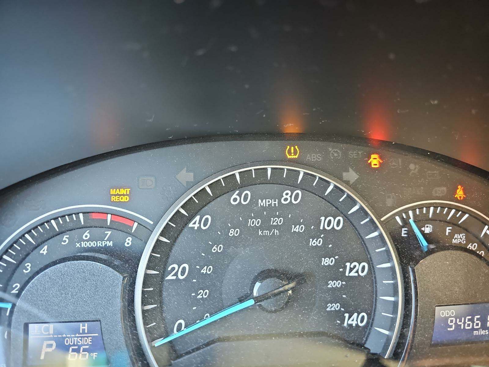 2014 Toyota Camry LE FWD