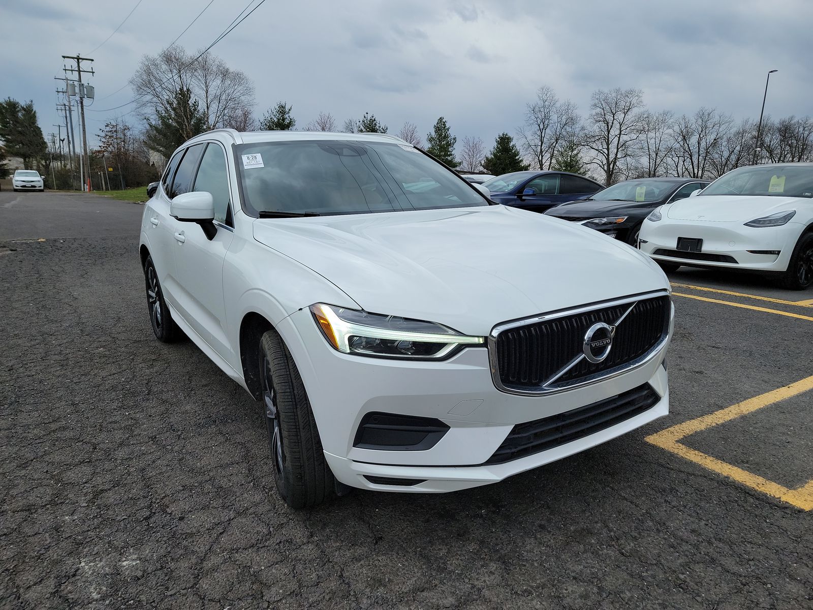 2020 Volvo XC60 T6 Momentum AWD