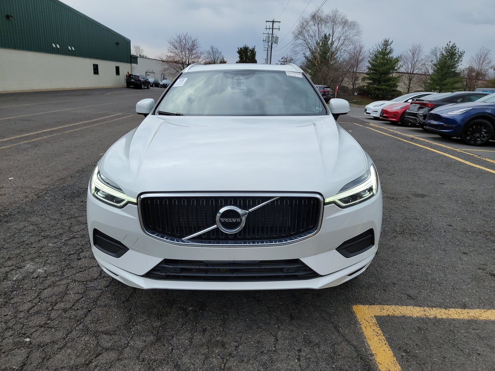 2020 Volvo XC60 T6 Momentum AWD