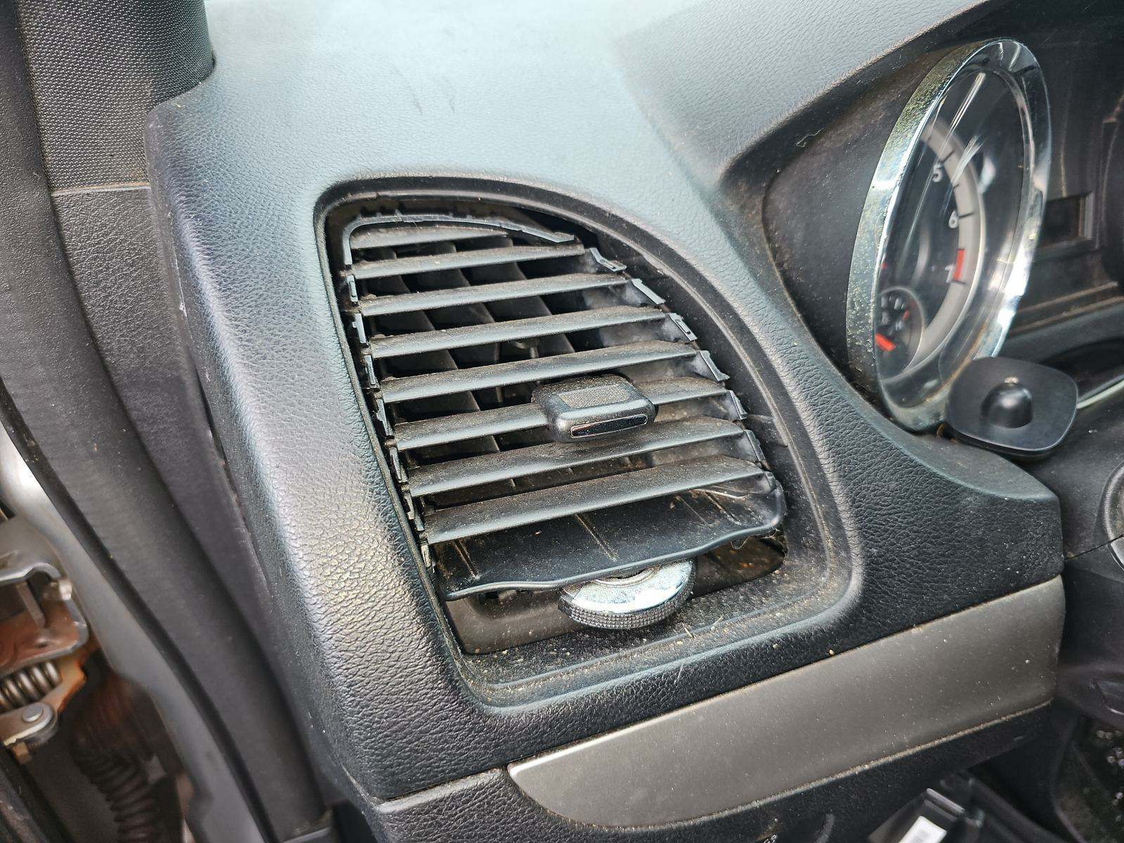 2015 Dodge Grand Caravan SXT FWD