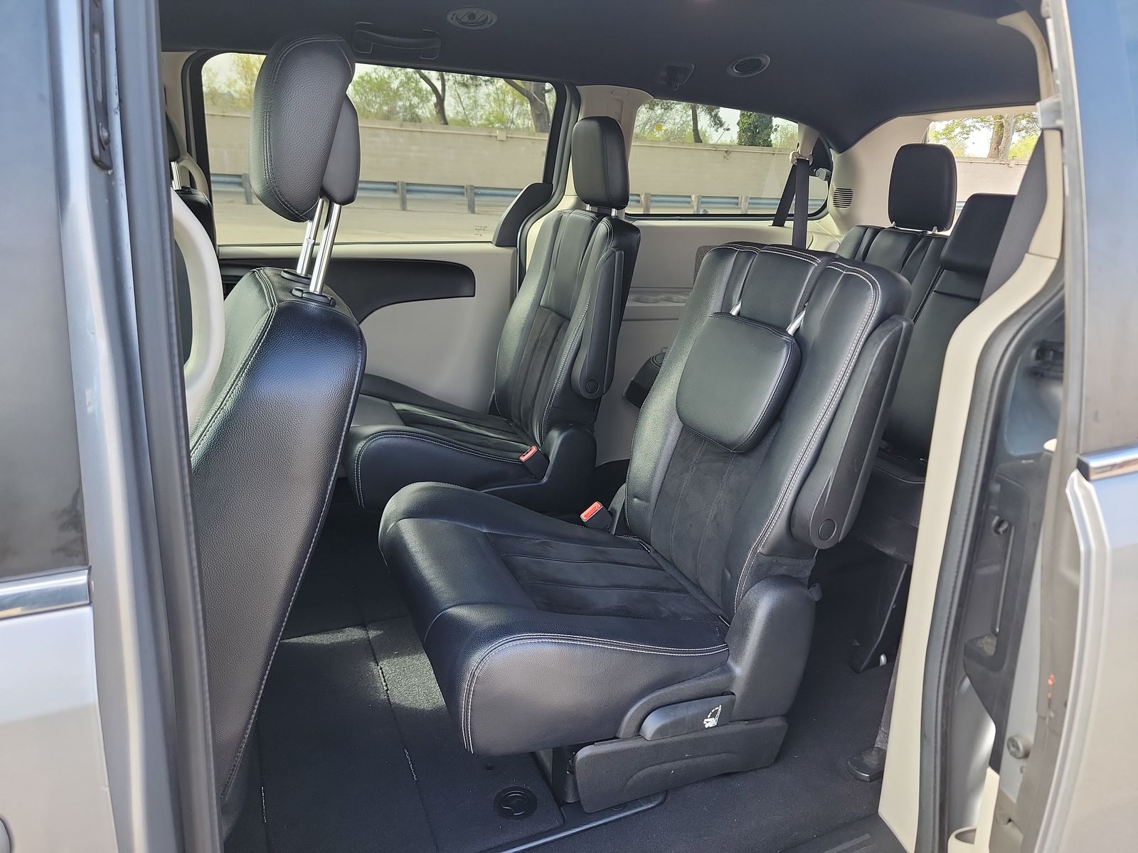 2017 Dodge Grand Caravan SXT FWD