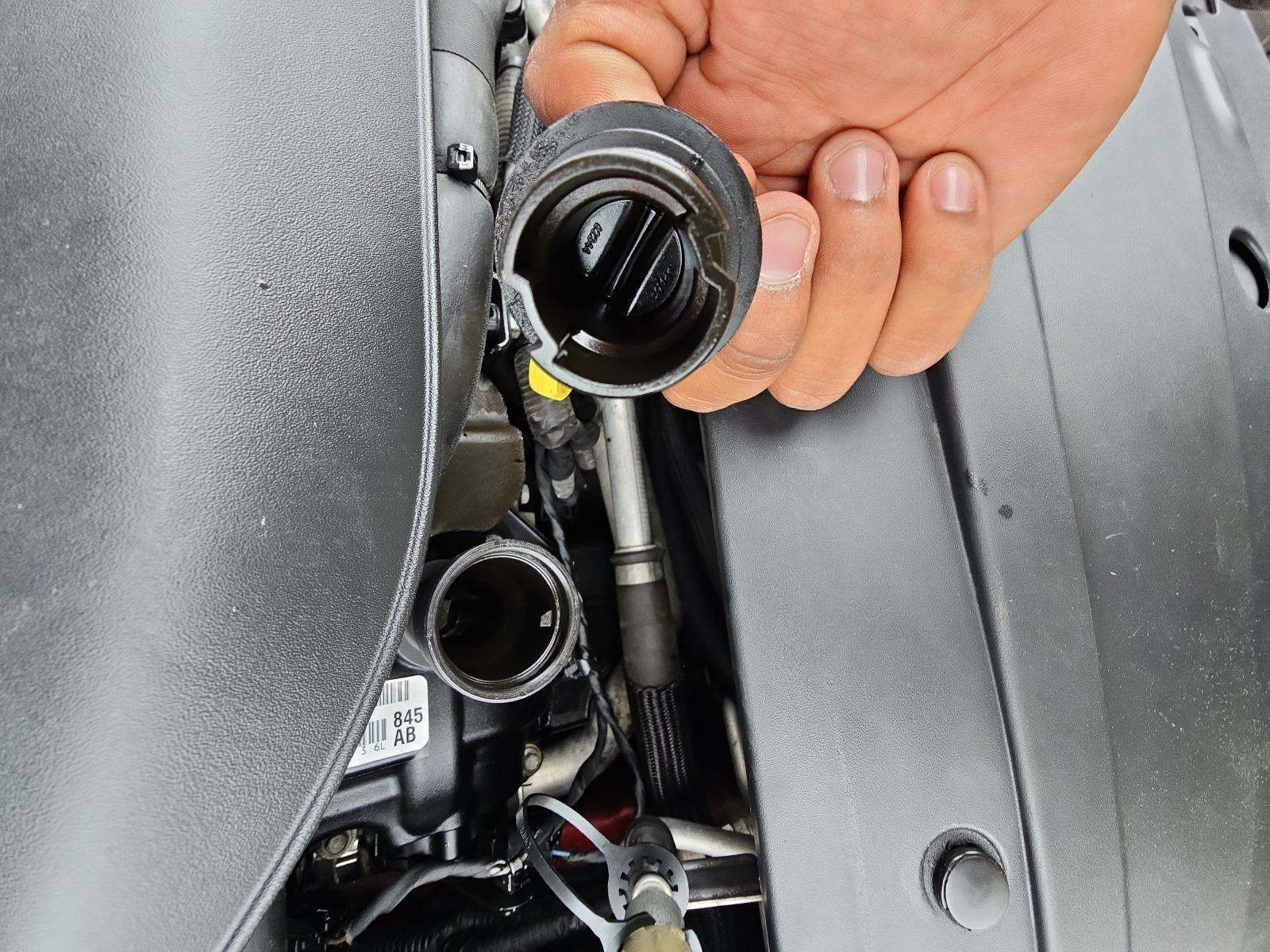 2016 Chrysler 200 S FWD