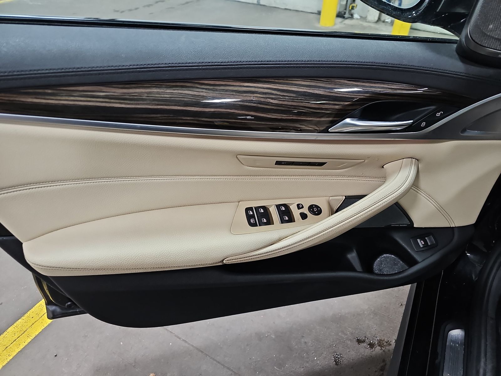 2019 BMW 5 Series M550i xDrive AWD