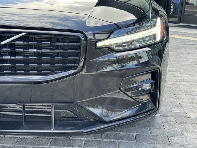 2021 Volvo S60 T6 R-Design AWD