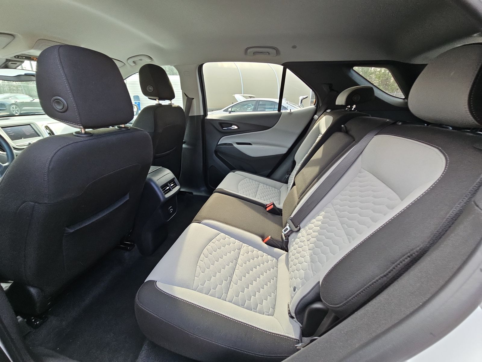 2020 Chevrolet Equinox LS FWD