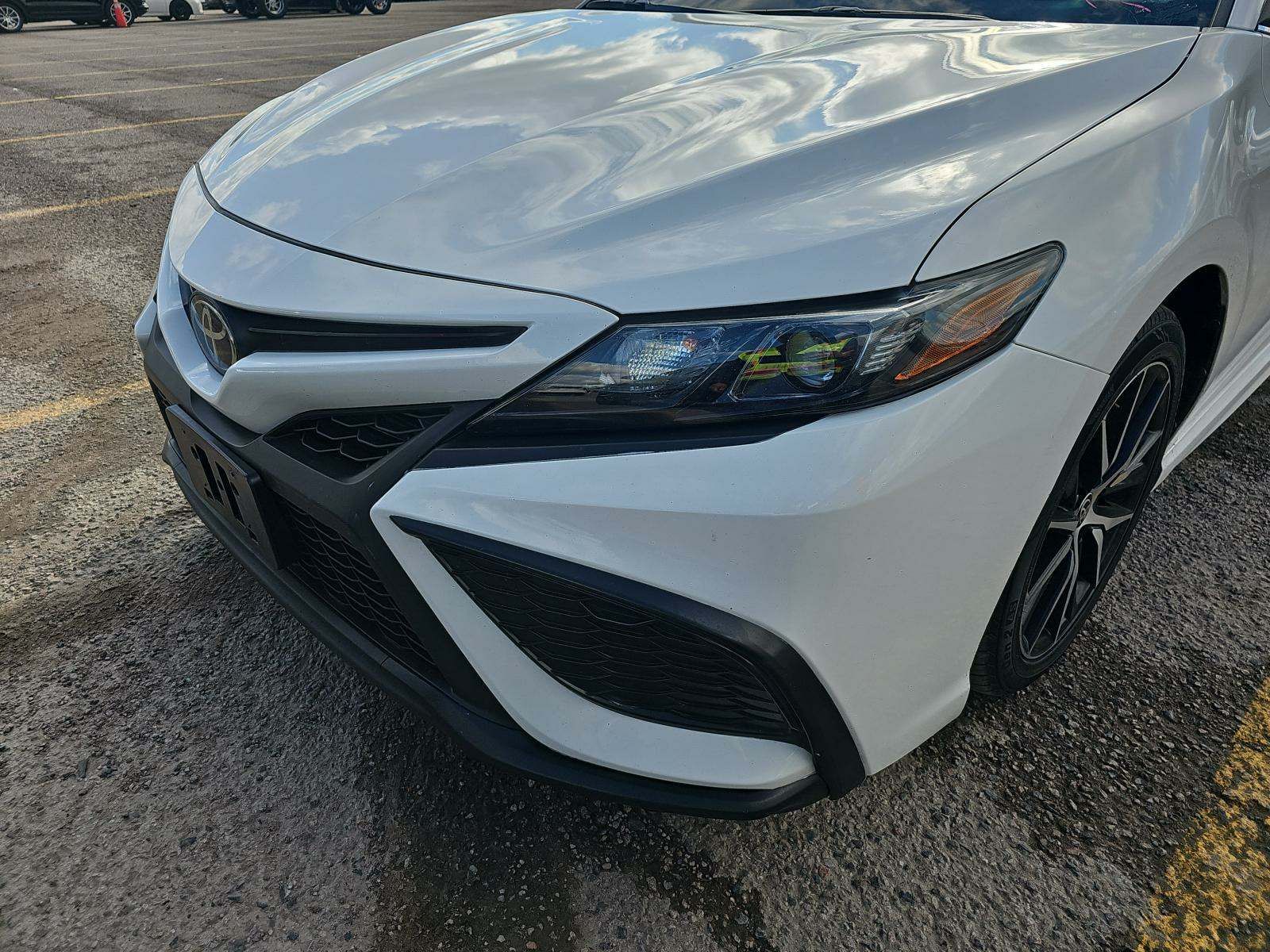 2022 Toyota Camry SE FWD