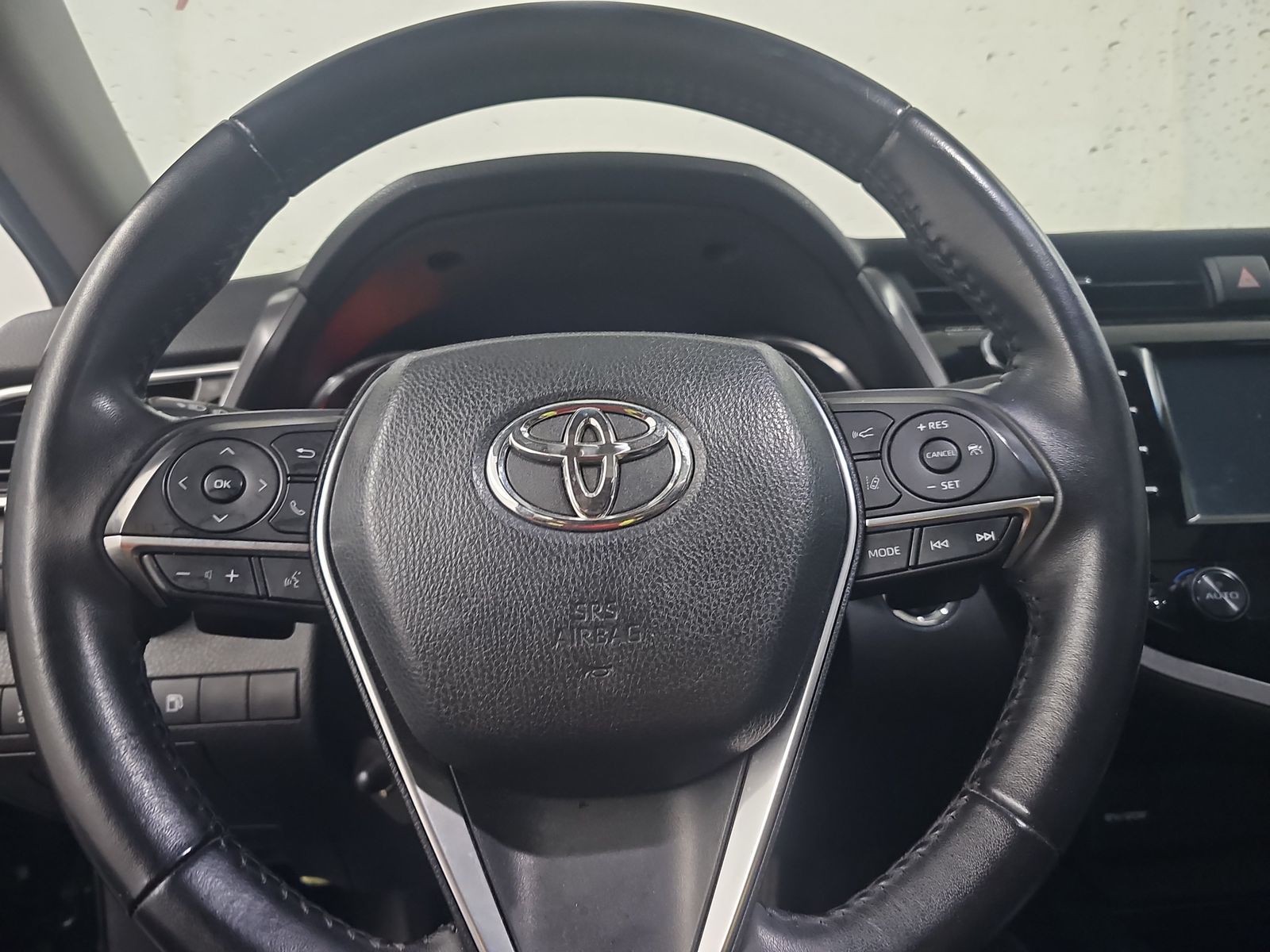 2018 Toyota Camry XSE FWD